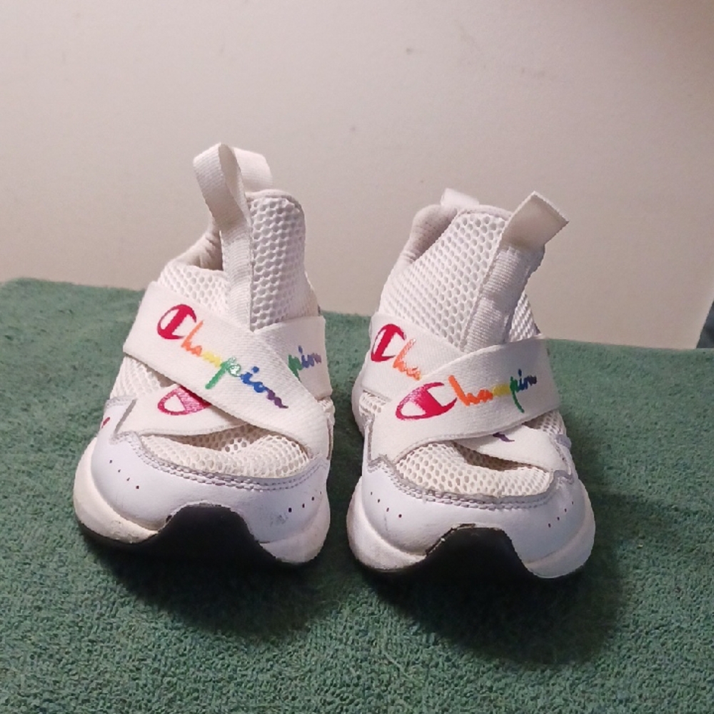 Champion Boys White and Red Sneakers with Chunky Sole and Breathable Mesh